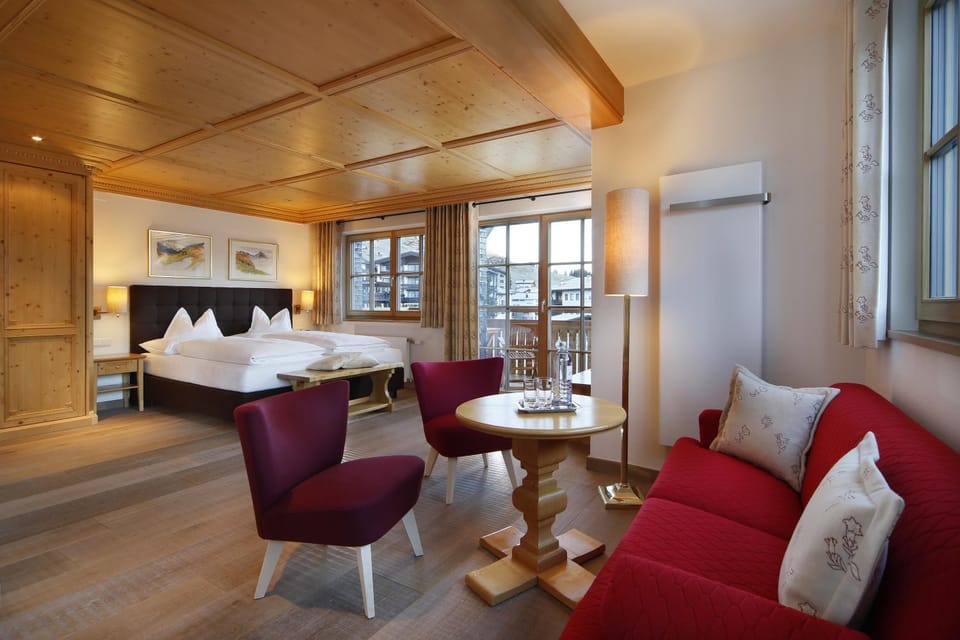 Restaurant/places to eat, Bed, Hot Tub, Massage, Sauna, Ski School, Skiing, Steam room, TV and multimedia, View (from property/room), Balcony/Terrace, Balcony/Terrace, Lobby or reception, Lounge or bar, Photo of the whole room, Pets, Mountain view, Buffet breakfast, Lunch, Dinner, Alcoholic drinks, Non alcoholic drinks