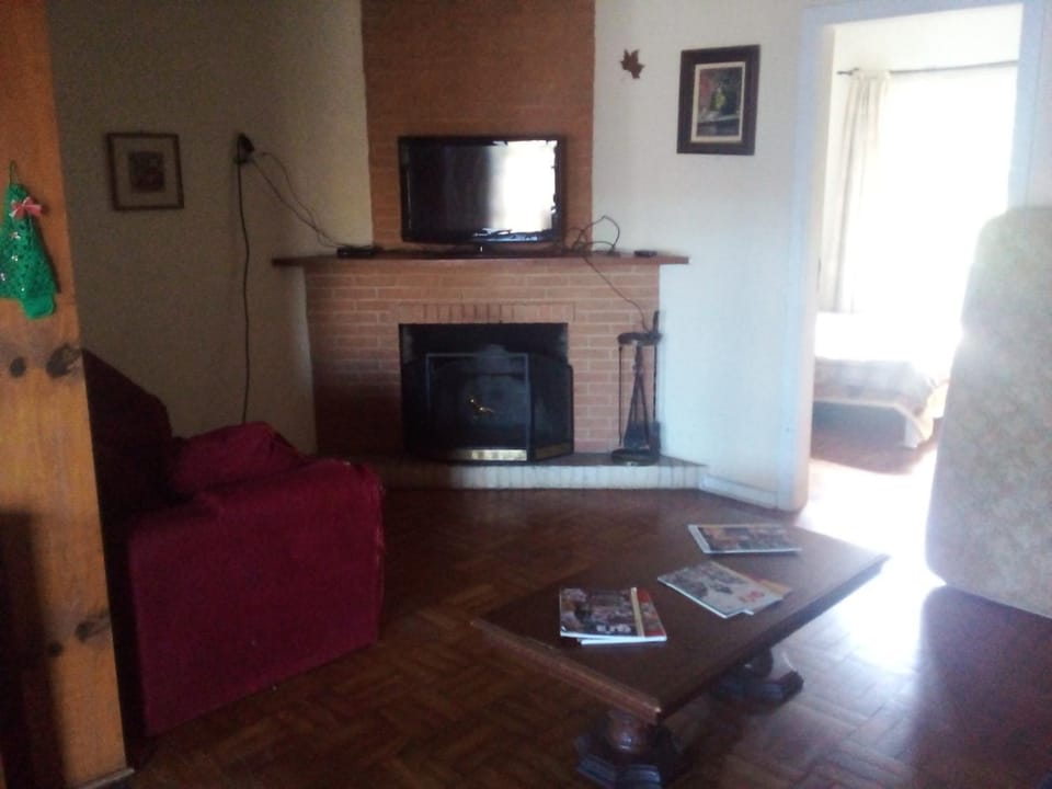 Communal lounge/ TV room, flat iron