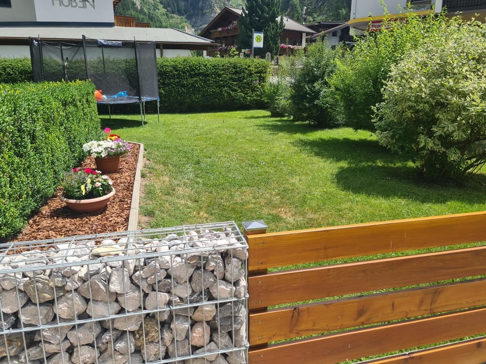 Garden, Garden view