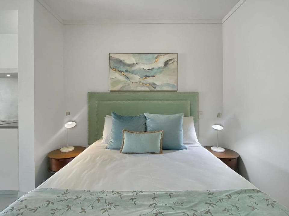 Blue on Blue Superior Studio Room 1241 Apartment in Queensland