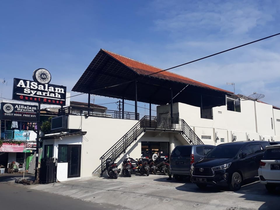 Alsalam Syariah Guesthouse Bed and Breakfast in Special Region of Yogyakarta