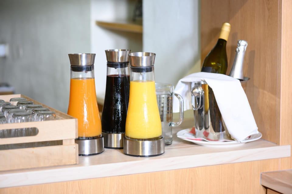 Breakfast, Buffet breakfast