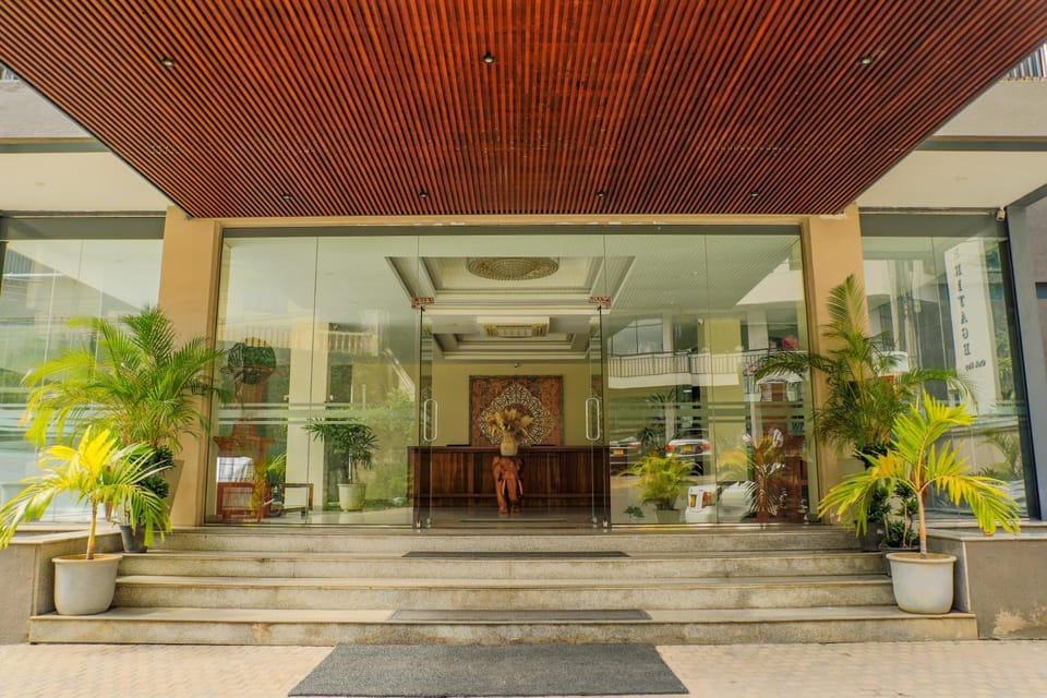 Facade/entrance, Day