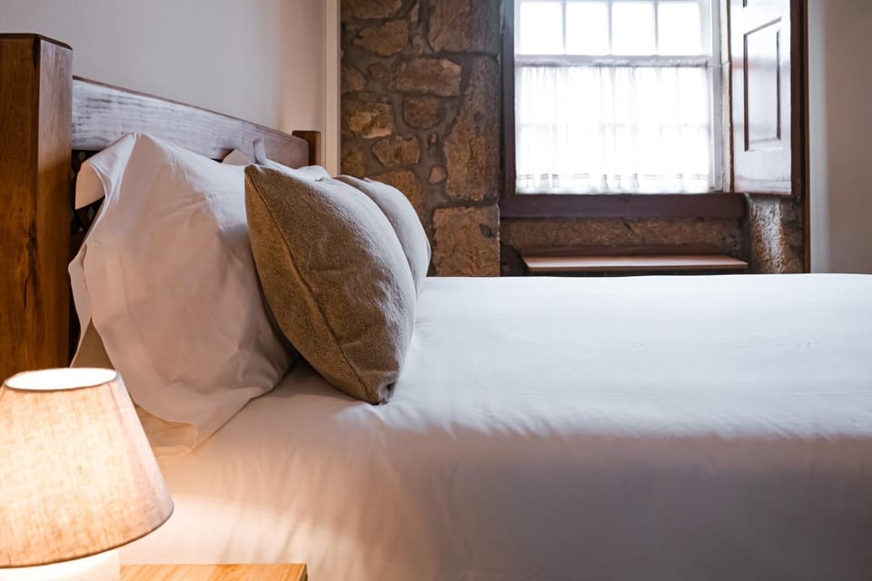 Quinta da Portela - Casa Visconde Arneiros - by RowdHouses Bed and Breakfast in Portugal