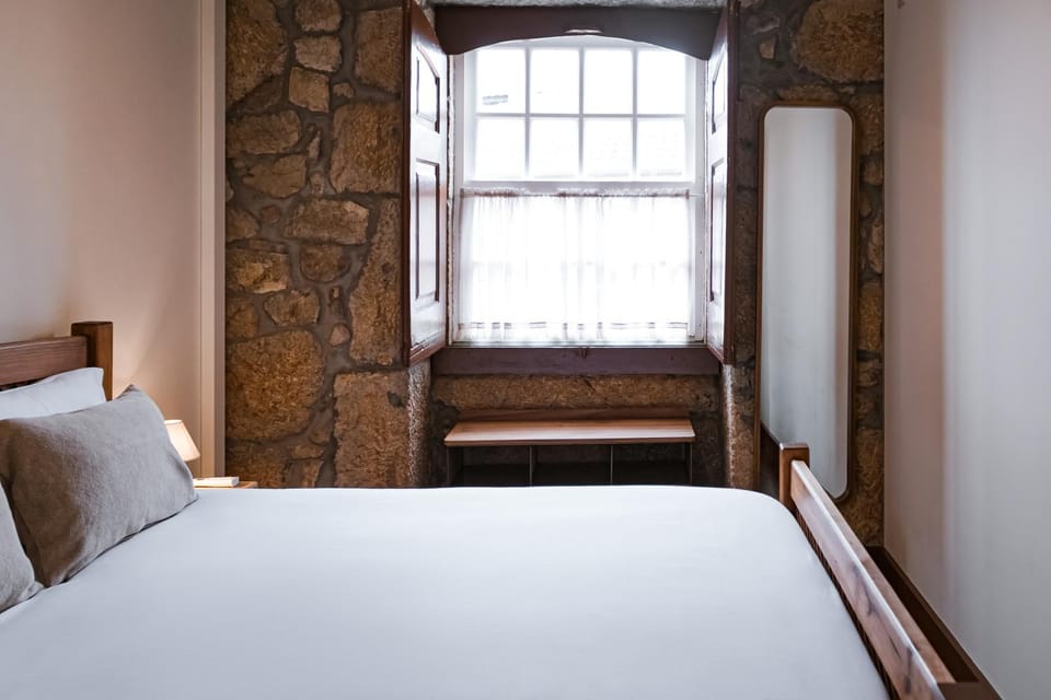 Quinta da Portela - Casa Visconde Arneiros - by RowdHouses Bed and Breakfast in Portugal