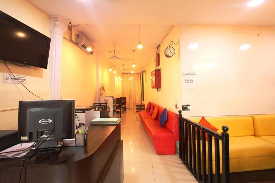 Town Hostel Mumbai - AC Dormitory Hostel in Mumbai