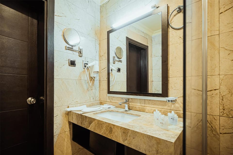 Bathroom, Bedroom