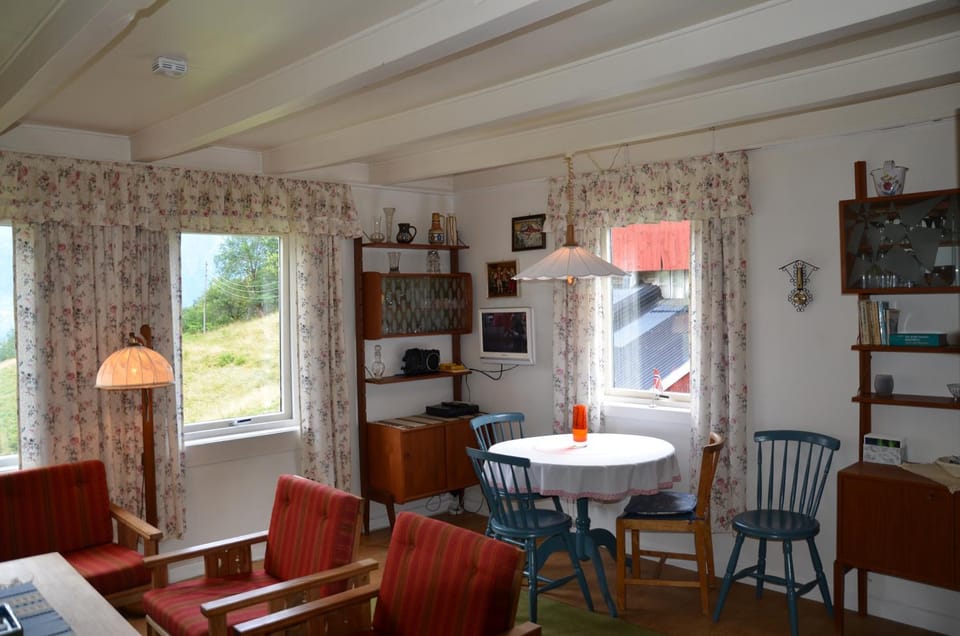 Tunold Gård - Gamle huset House in Vestland