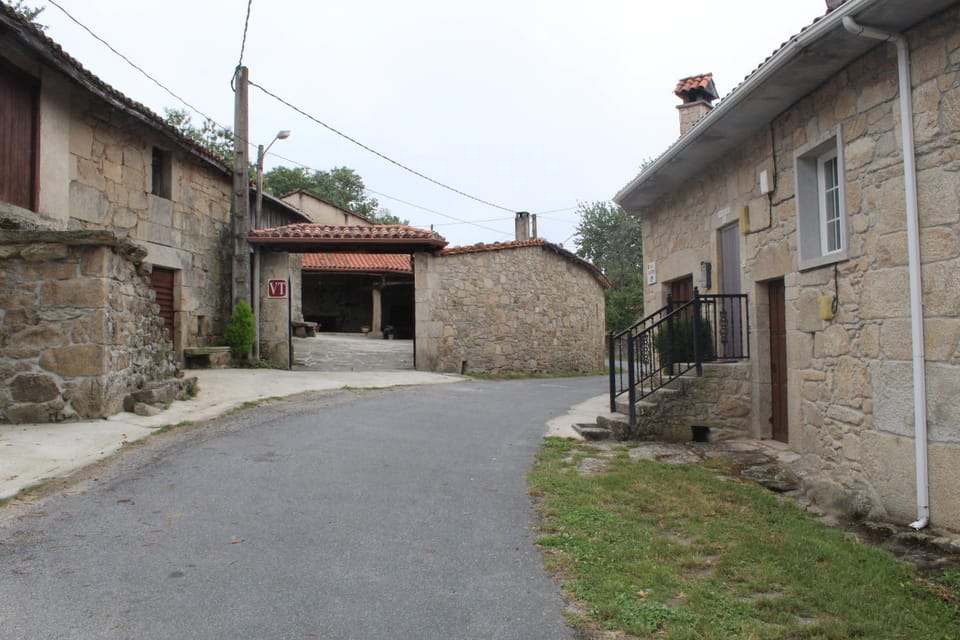 Property building, Patio, Facade/entrance, Neighbourhood