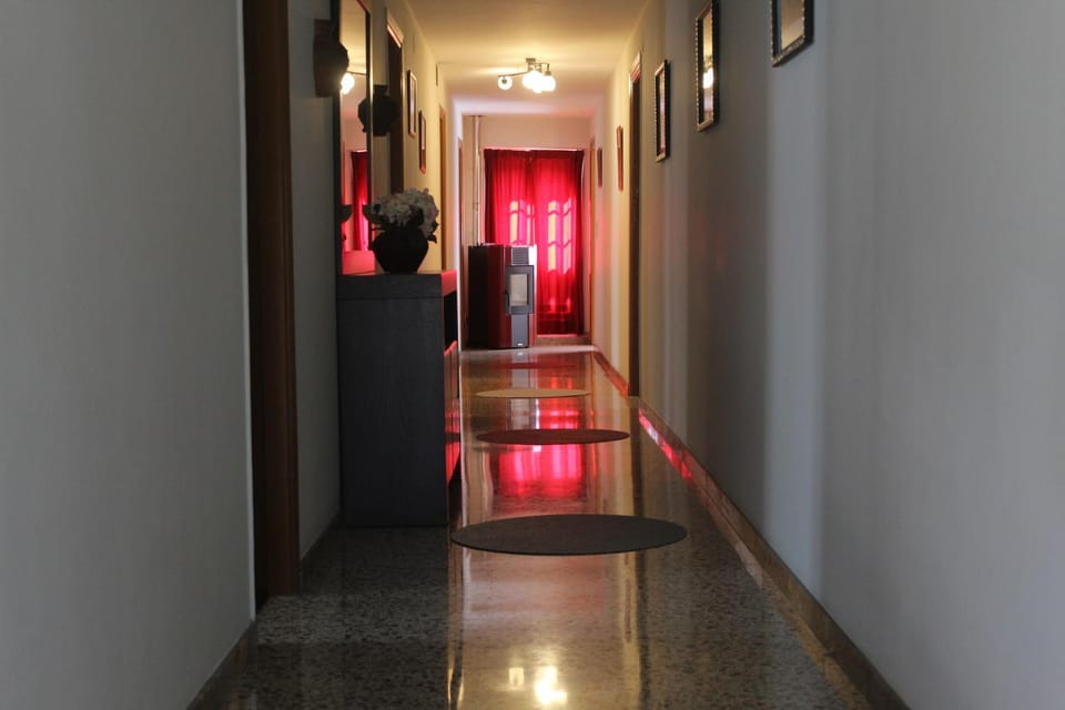 Lobby or reception, Other