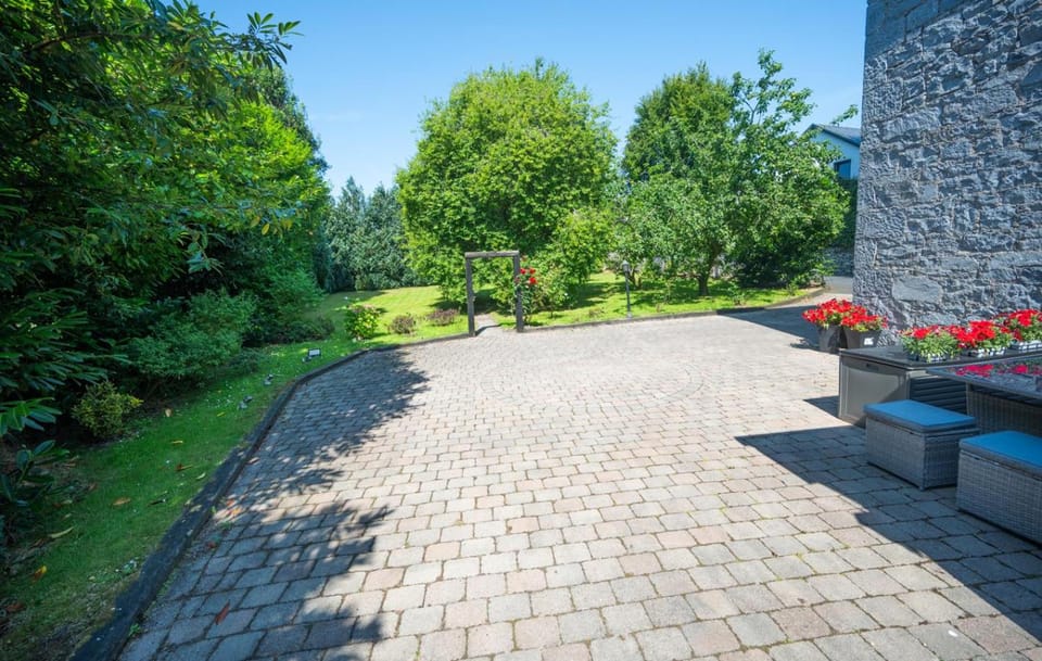 Knockaderry House Bed and Breakfast in Ennis