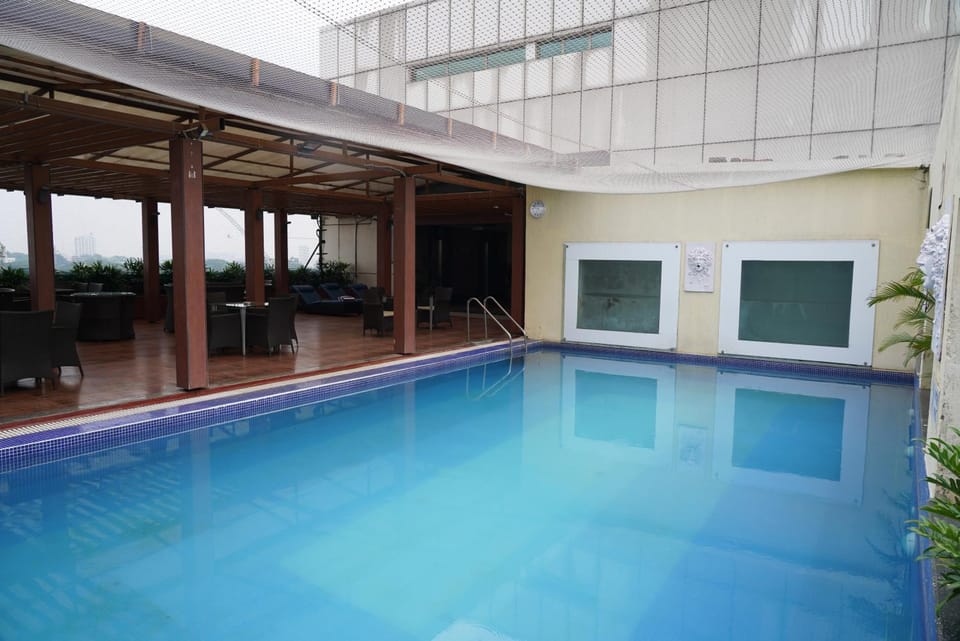 Property building, Swimming pool
