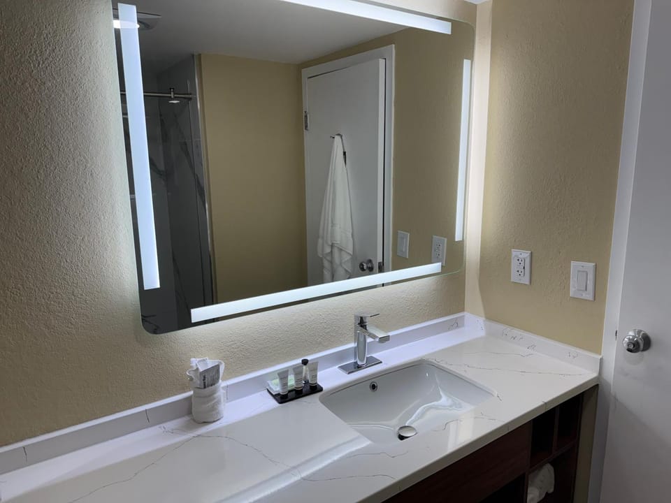 Holiday Lodge Hotel and Conference Center Hotel in West Virginia