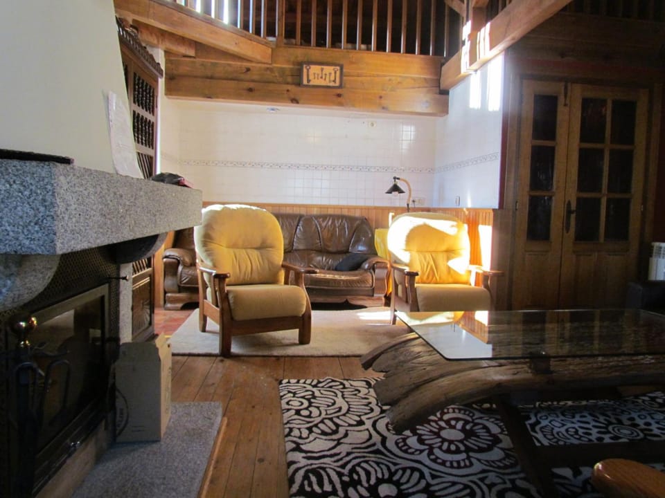 Living room, Lounge or bar, Seating area