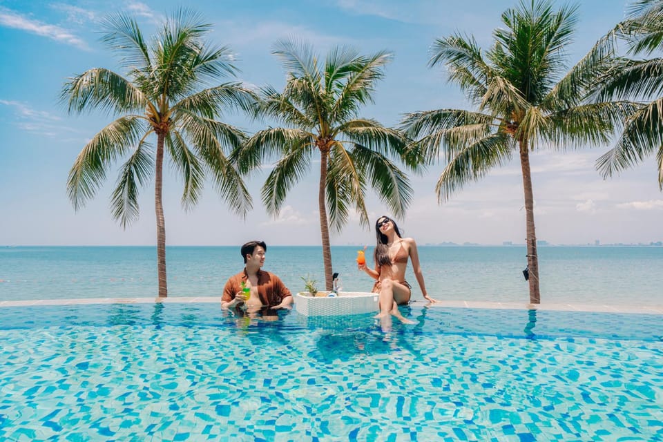 Day, People, Natural landscape, Beach, Guests, Pool view, Sea view, Swimming pool, group of guests, sunbed