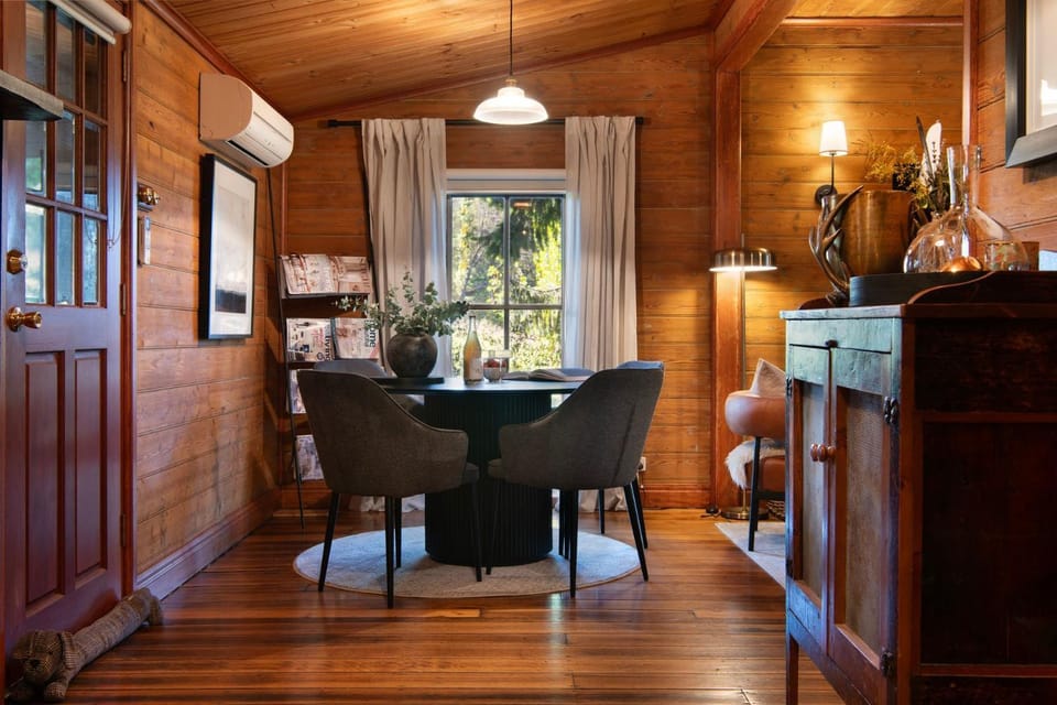All Views House in Daylesford