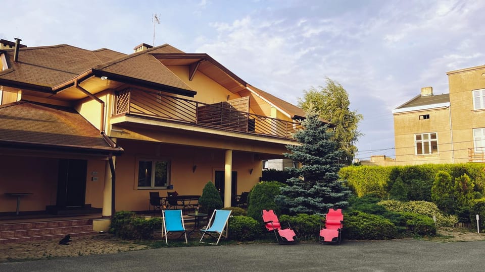 Property building, Garden, Balcony/Terrace, sunbed, sunbed
