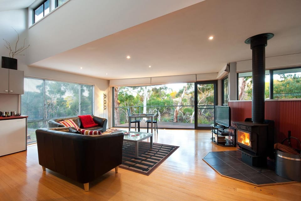 Dee Jays Studio House in Daylesford