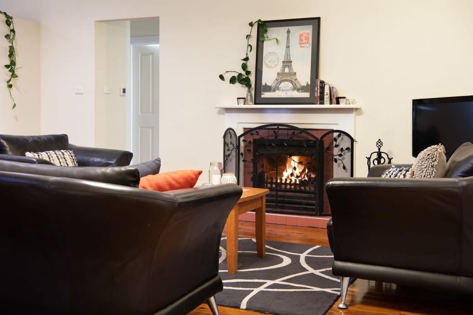 French Doors House in Daylesford