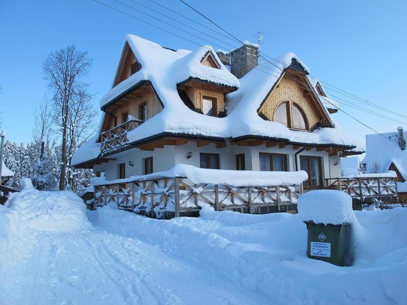 Property building, Winter