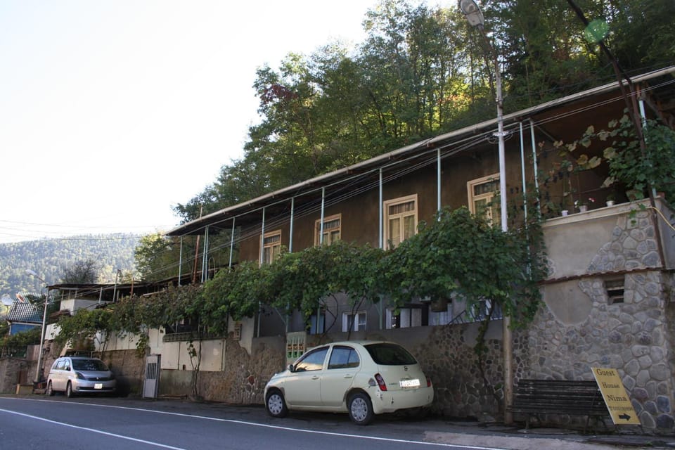 Facade/entrance