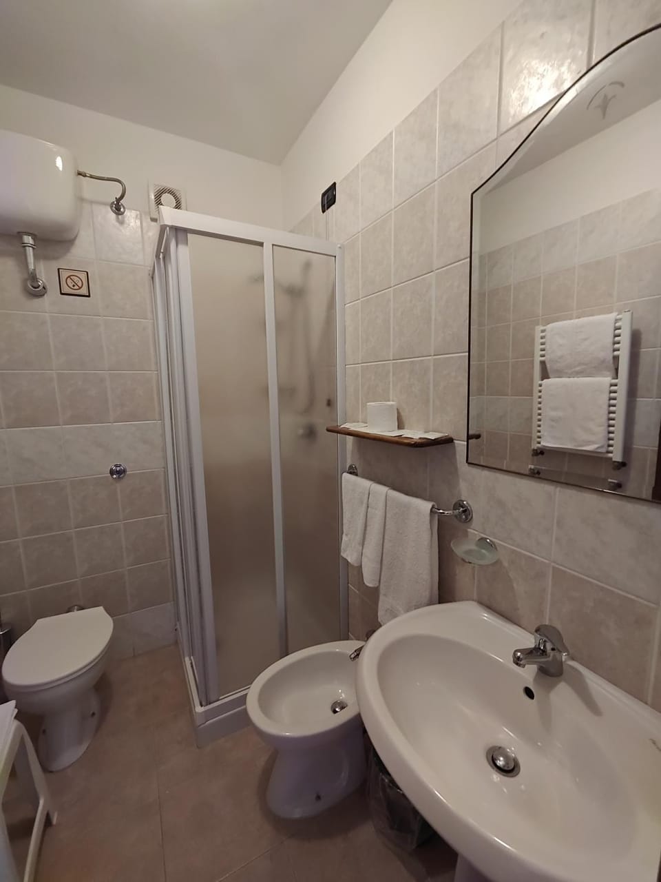 Shower, Bathroom, bidet