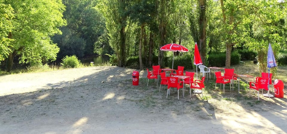 Camping Du Pont De St Gal Campground/ 
RV Resort in Auvergne-Rhône-Alpes