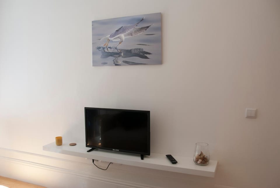 Communal lounge/ TV room, Living room, Decorative detail