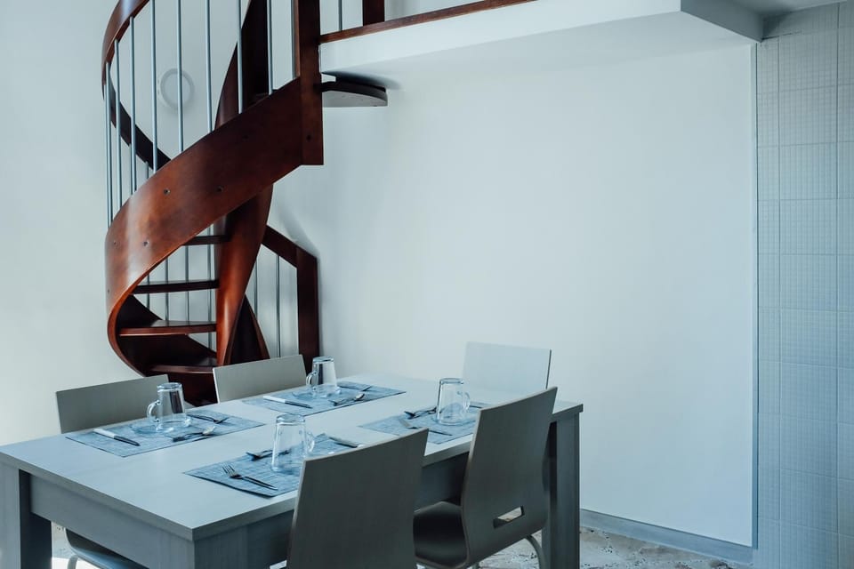 Dining area, Communal kitchen