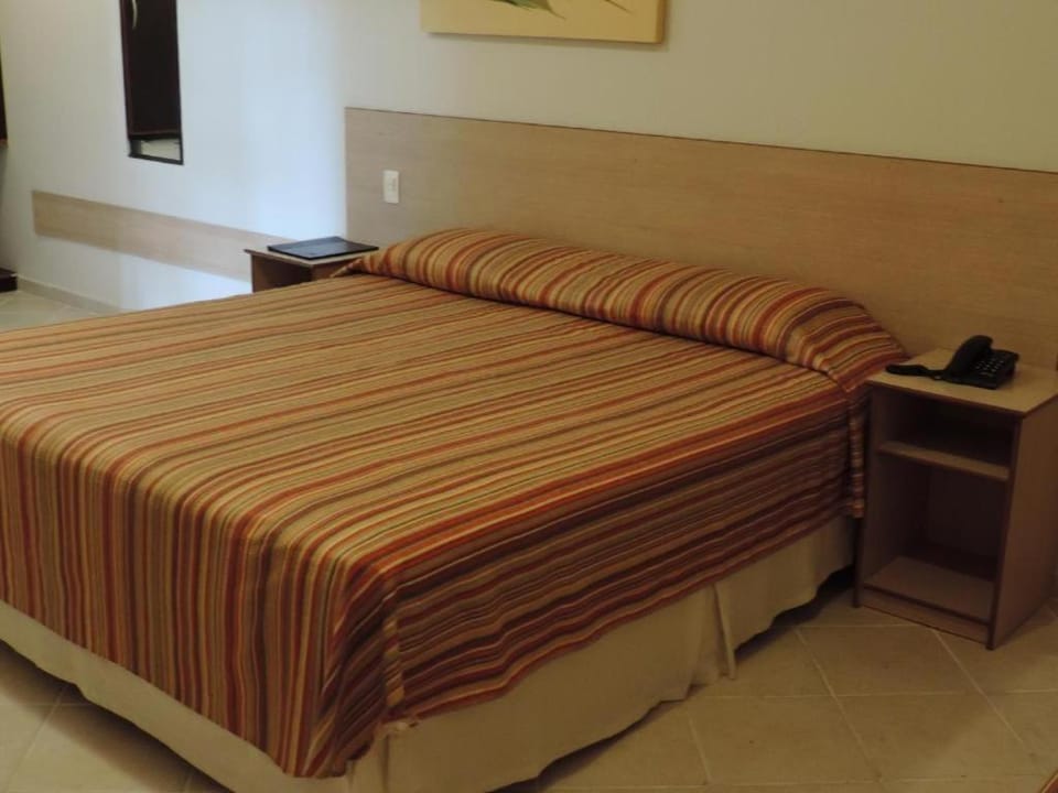 Hotel Costa Balena, Conforto e Piscina aquecida e coberta a 100m da Praia da Enseada Hotel in State of São Paulo