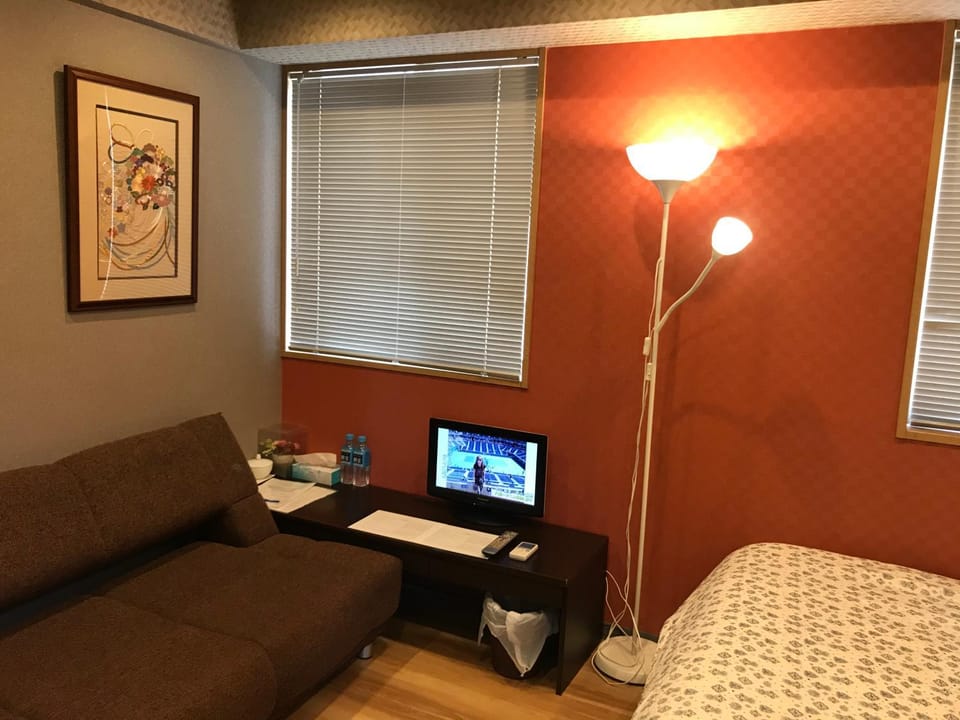 Career Cooporation Bed and Breakfast in Osaka