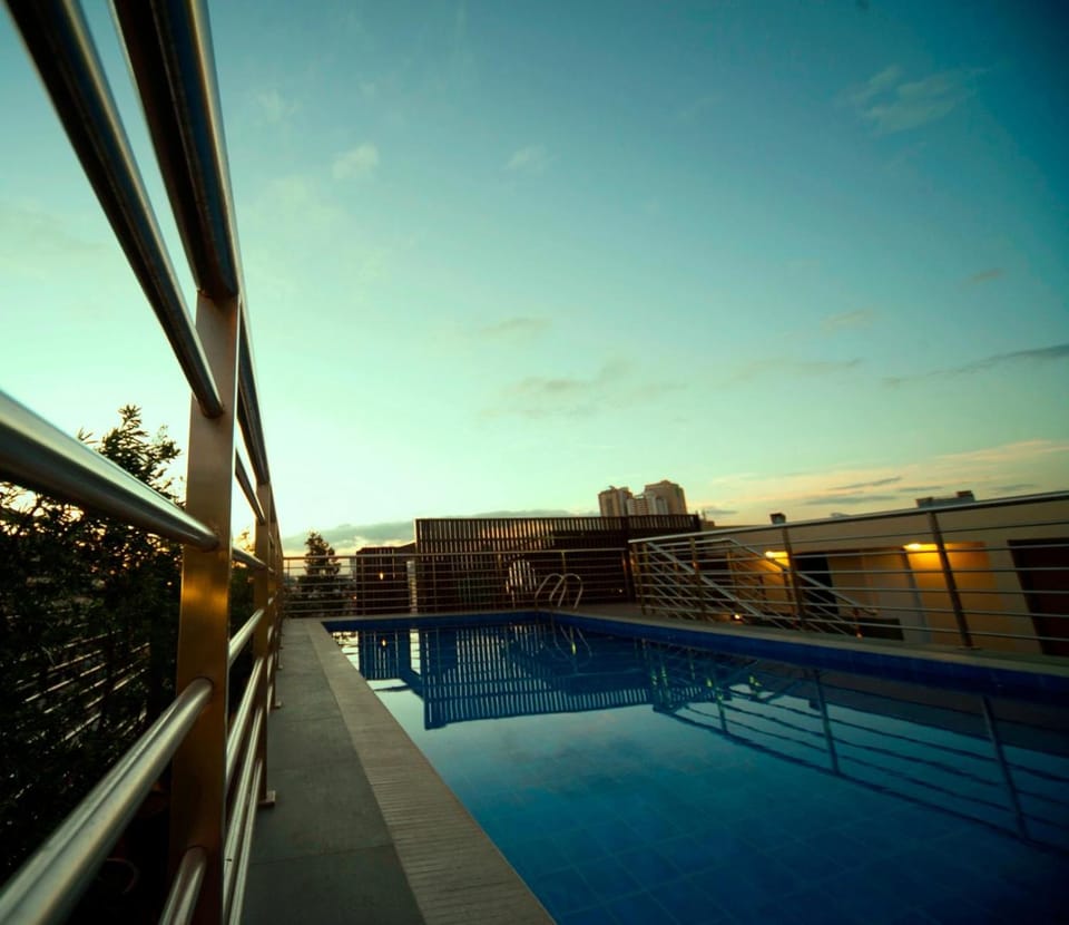 City view, Swimming pool, Swimming pool