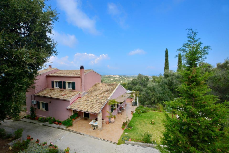 Villa Kardami -country house House in Corfu, Greece
