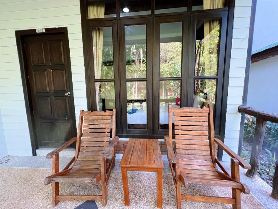Dream Valley Resort, Tonsai Beach Resort in Krabi Changwat