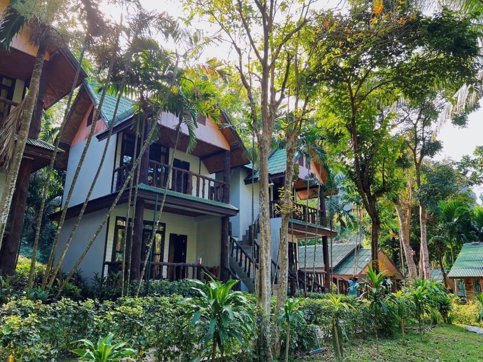 Dream Valley Resort, Tonsai Beach Resort in Krabi Changwat