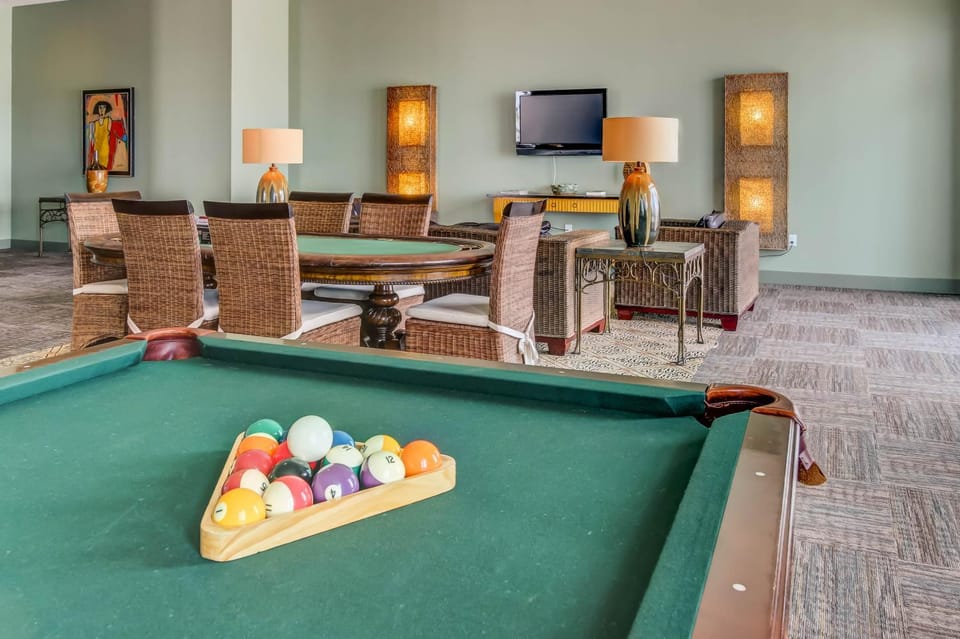 Emerald by the Sea #806 Apartment in Texas City