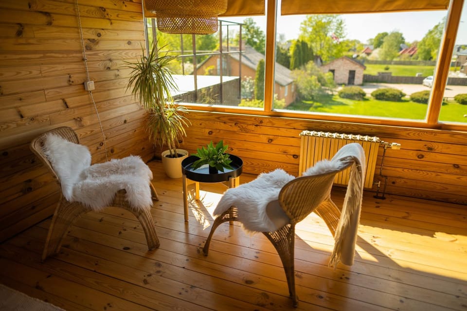 Day, View (from property/room), Living room, Seating area, Garden view