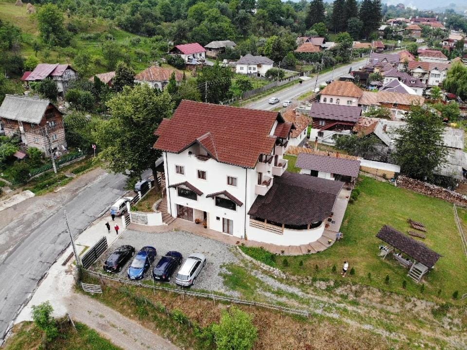 Heaven Guesthouse Bed and Breakfast in Romania