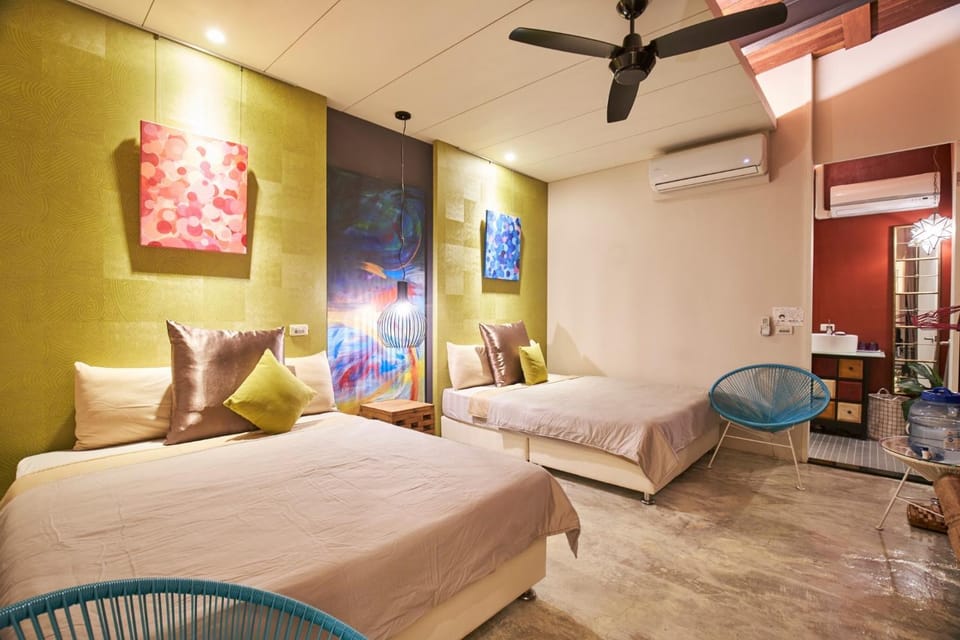 Photo of the whole room, Bedroom, air conditioner