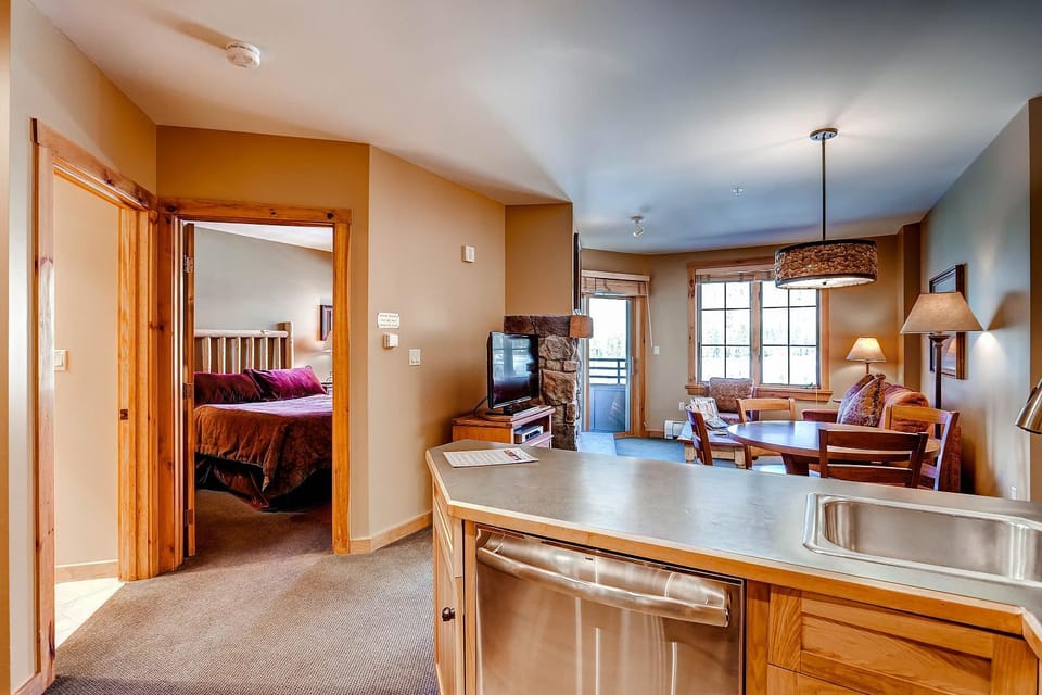 Dakota Lodge 8513 Apartment in Keystone