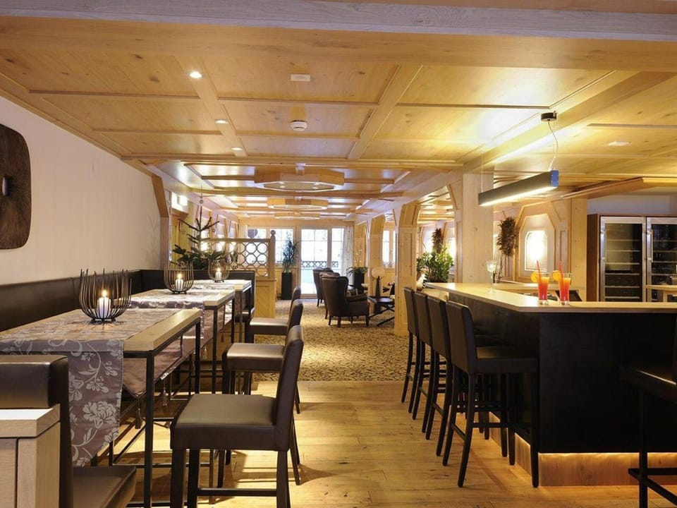 Lounge or bar