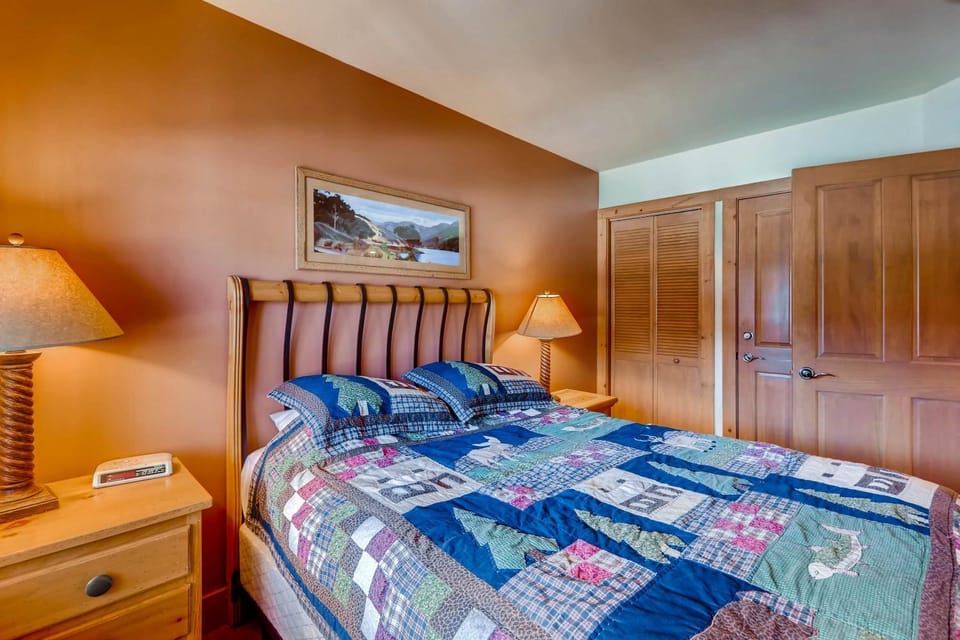 Expedition Station 8613 Apartment in Keystone