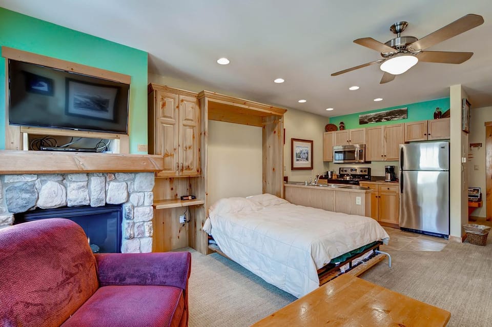 Buffalo Lodge 8385 Apartment in Keystone