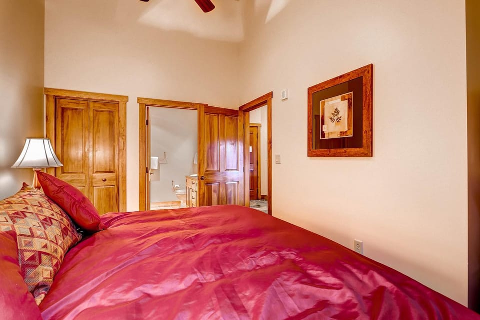 Red Hawk 2291 Apartment in Keystone