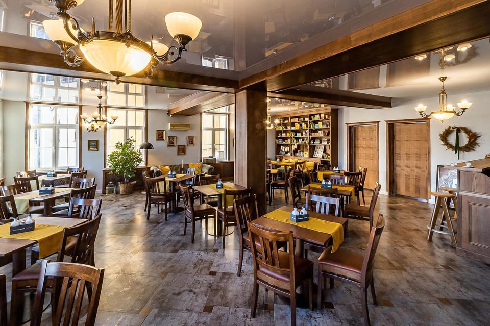 Restaurant/places to eat