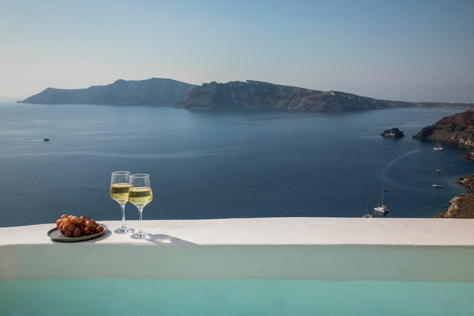 Off site, Hot Tub, City view, Landmark view, Sea view