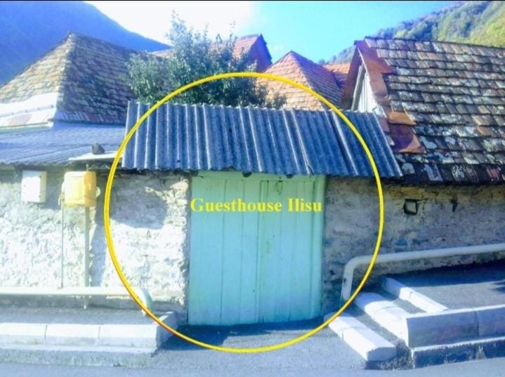 Guesthouse Ilisu Bed and Breakfast in Azerbaijan
