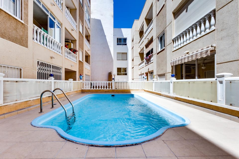 Property building, Swimming pool