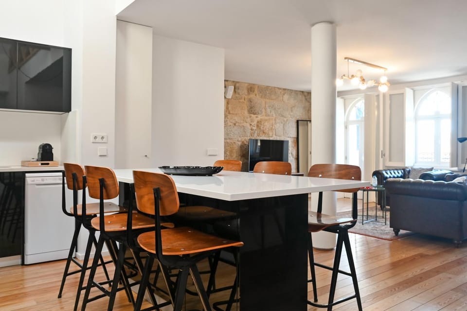 Kitchen or kitchenette, Living room, Dining area