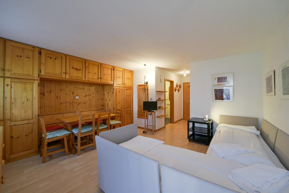 Chesa Tschierv - Celerina Apartment in Saint Moritz
